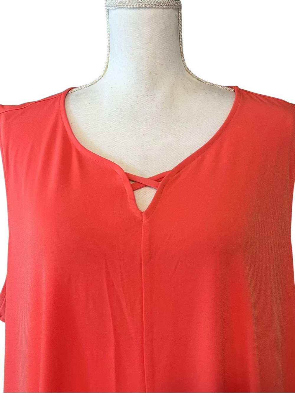 NWT Catherine’s Crisscrossed Sleeveless Tank Top Women’s 2X 22/24 Coral Orange - Picture 2 of 6
